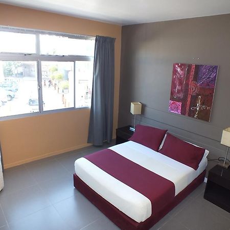 Hotel Olympic พอร์ตวิลา ภายนอก รูปภาพ