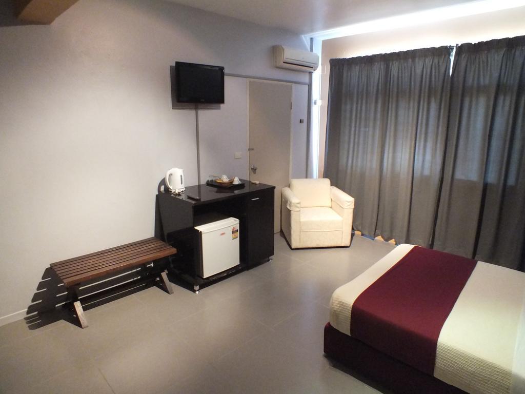 Hotel Olympic พอร์ตวิลา ภายนอก รูปภาพ